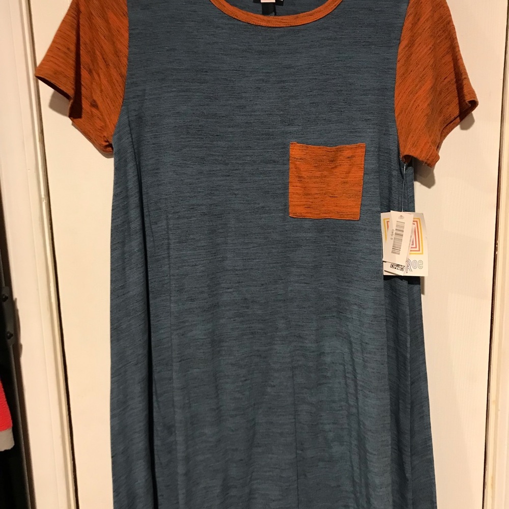 3/$12. LulaRoe Carly small